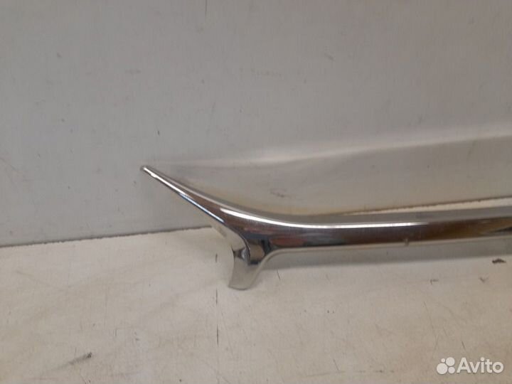 Хром решетки бампера передний Toyota Camry V55