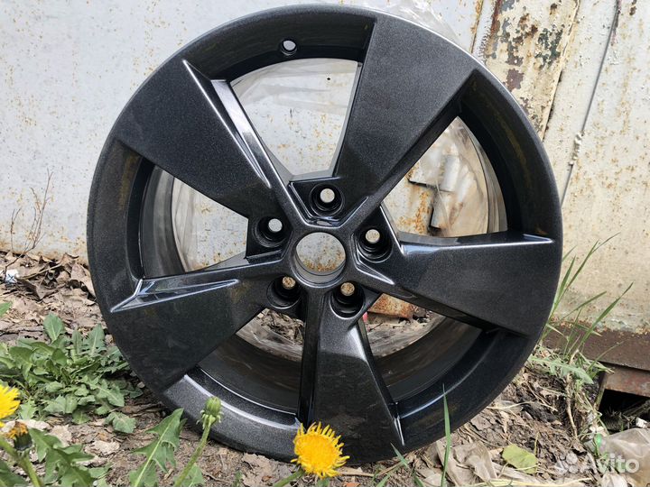 Диски R17 оригинал для Skoda Octavia, Yeti