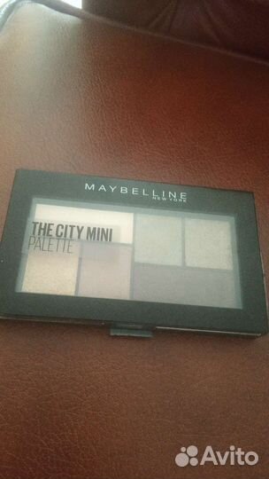 Тени для век