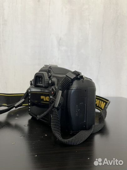 Nikon D7000 body
