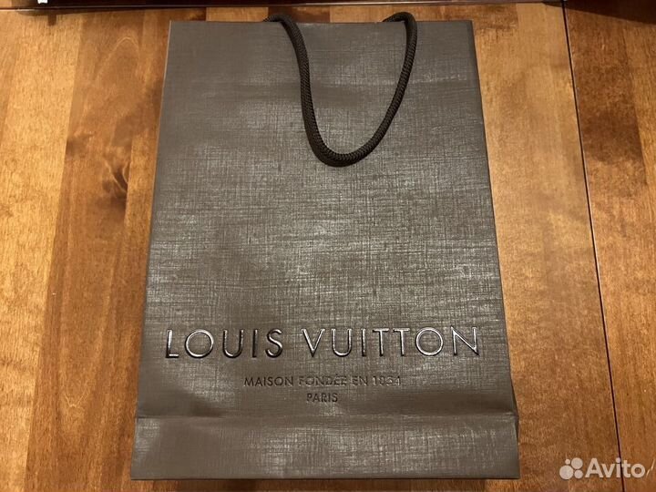 Чехол Louis Vuitton оригинал