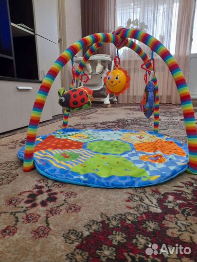 Развивающий коврик