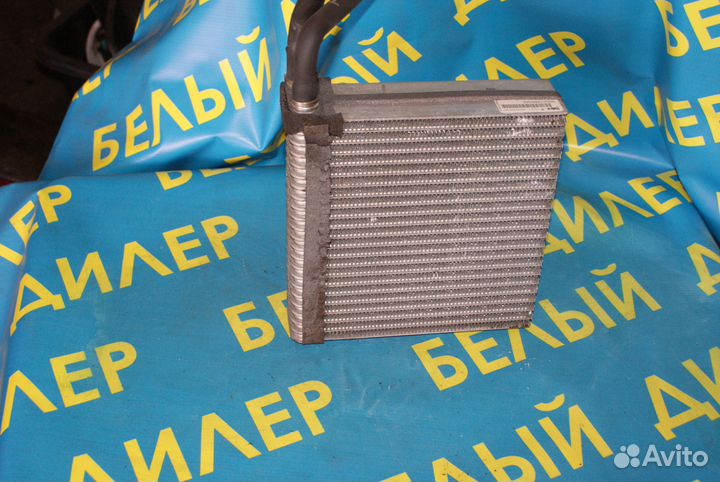 Салонный радиатор кондиционера Ford Focus 2