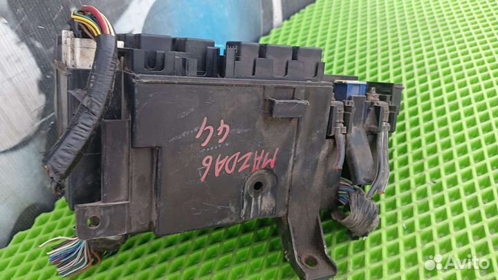 Блок предохранителей Mazda 6 (GG) 2002-2007