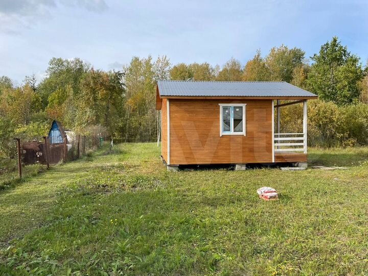 Дача 30 м² на участке 10 сот.