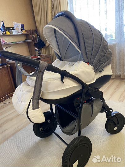 Коляска tuttis zippy 3в1