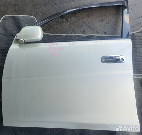 Дверь перед лево c Toyota Gaia ACM10G 1AZ-FSE