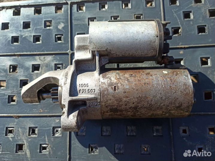 Стартер Volkswagen Passat B5 2.8 AT