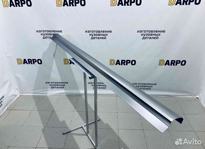 Пороги для Toyota Corolla 150 2006-2013 (E150)