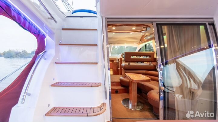 Моторная яхта Galeon 440 FLY