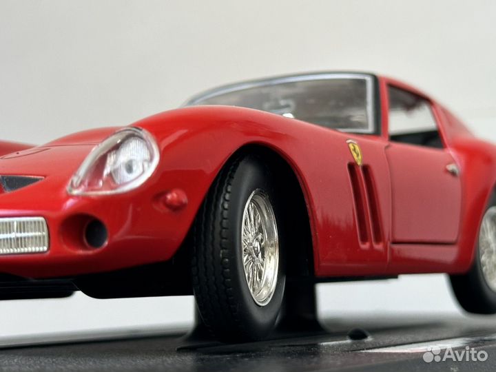 Ferrari 250 GTO 1962-64 V12 Berlinetta (Burago)