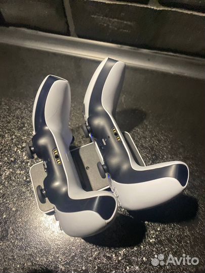 Зарядная станция PS 5