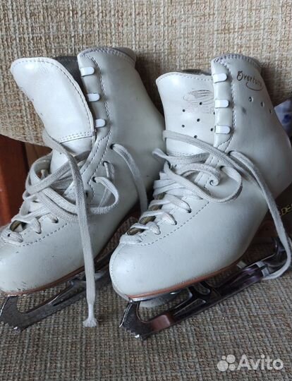 Фигурные коньки Edea 200