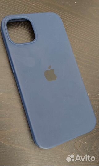 Чехол на iPhone 13