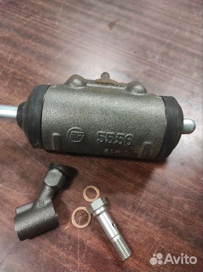 MC894851 тормозной цилиндр