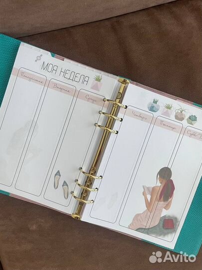 Блокноты ежедневники