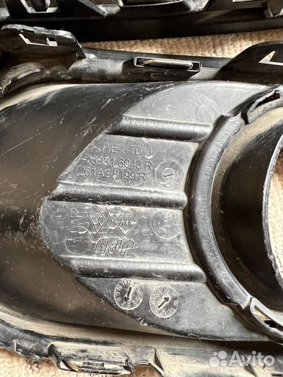 Рамки противотуманных фар Renault Logan 2