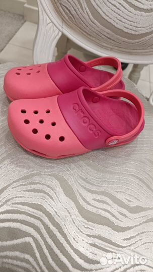 Cандалии crocs для для девочки с 13