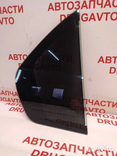 Стекло двери заднее правое, форточка Renault Logan