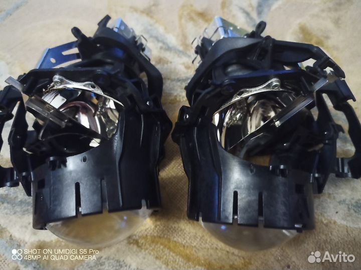 Блоки линз адаптивного ксенона на Volvo XC 70