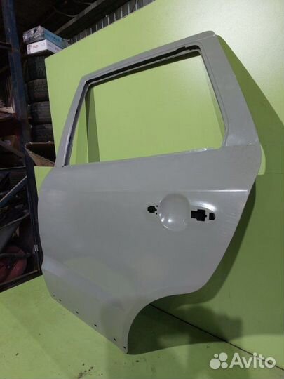 Дверь задняя левая Hyundai Santa Fe 2