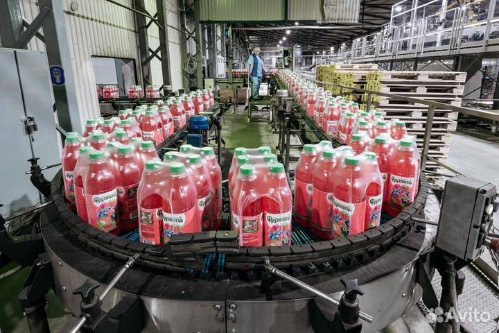 Подсобный рабочий Разнорабочий в завод напитков