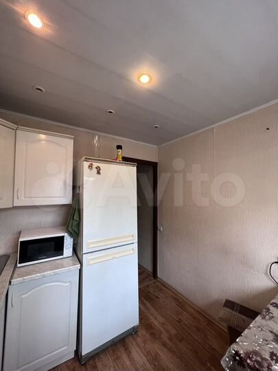 3-к. квартира, 60 м², 3/6 эт.