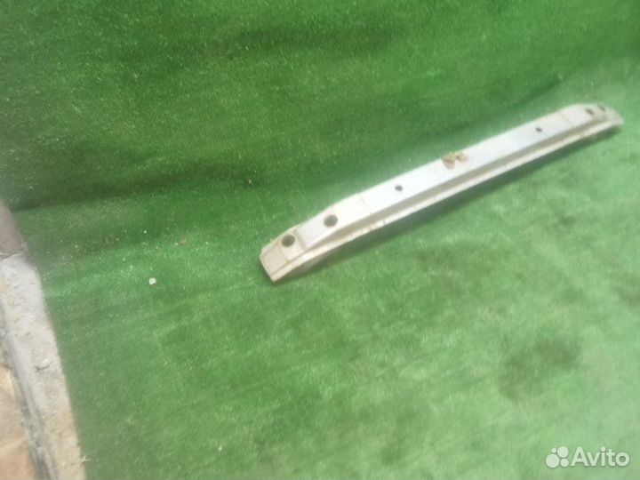 Усилитель бампера передний Mitsubishi Lancer 9 1.6