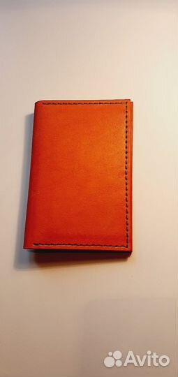 Кожанная обложка на паспорт ручной работы
