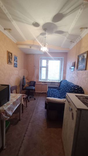 Комната 10 м² в 5-к., 3/5 эт.