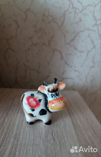 Статуэтка лебедь