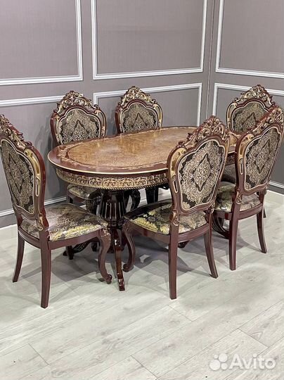 Стол и стулья в гостиную. В наличии