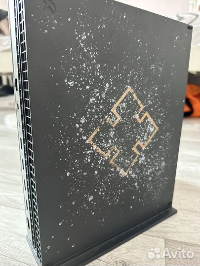 Xbox One X (В издание gears Of WAR)