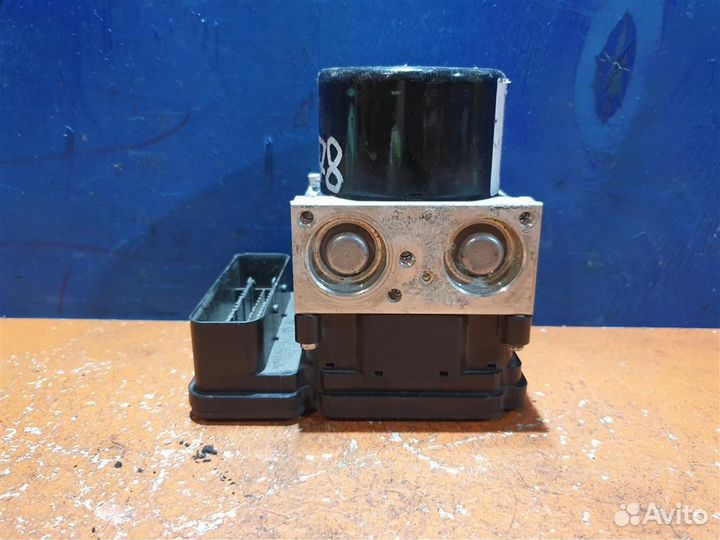 Блок абс ABS Ford Focus 3 2011-2014 BV612C405AK