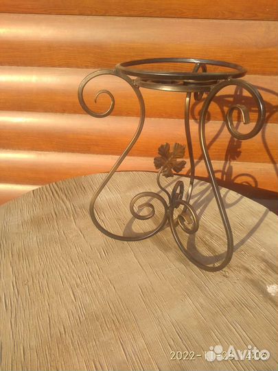 Подставка для цветов