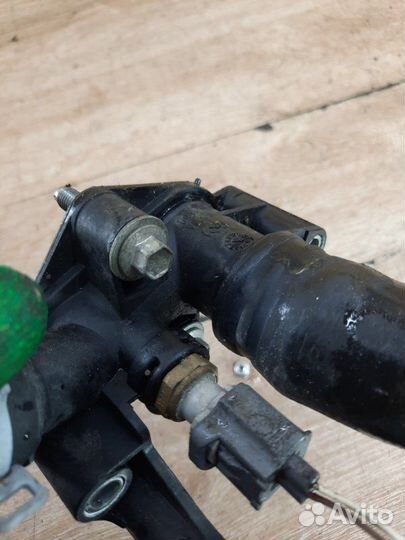 Фланец системы охлаждения Ford Fusion хетчбэк 5дв