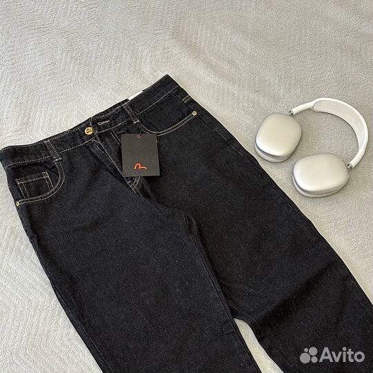 Джинсы evisu с драконом