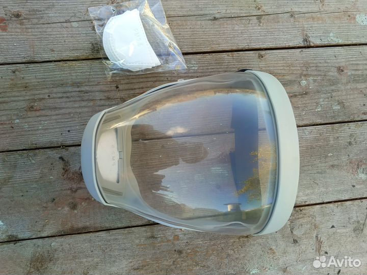 Защитная маска для лица