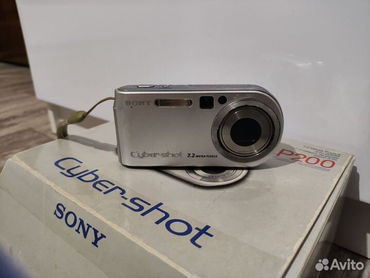 Компактный фотоаппарат sony