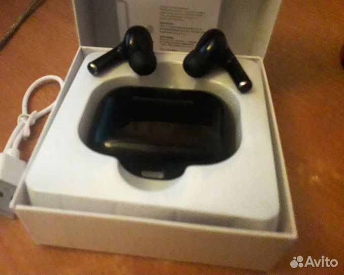 Наушники беспроводные новые
