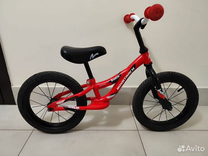 Беговел novatrack breeze 14