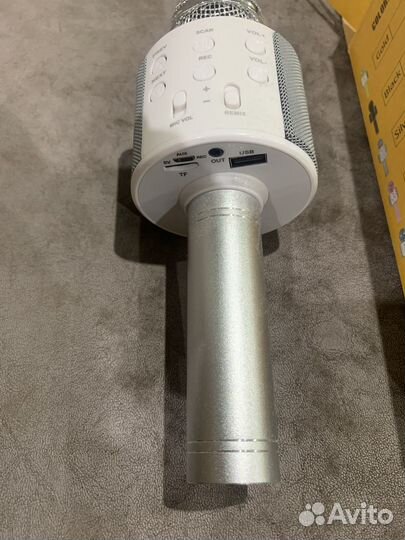 Микрофон беспроводной Bluetooth блютуз с колонкой