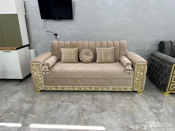 Мягкая Версаче