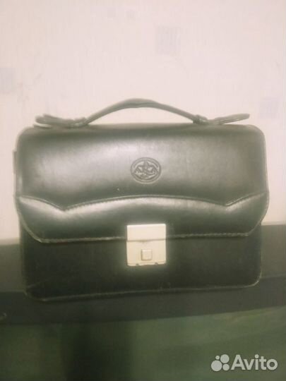 Борсетка фирмы AKA