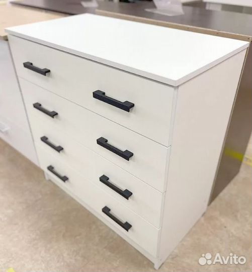 Комод на 4 ящика Белый