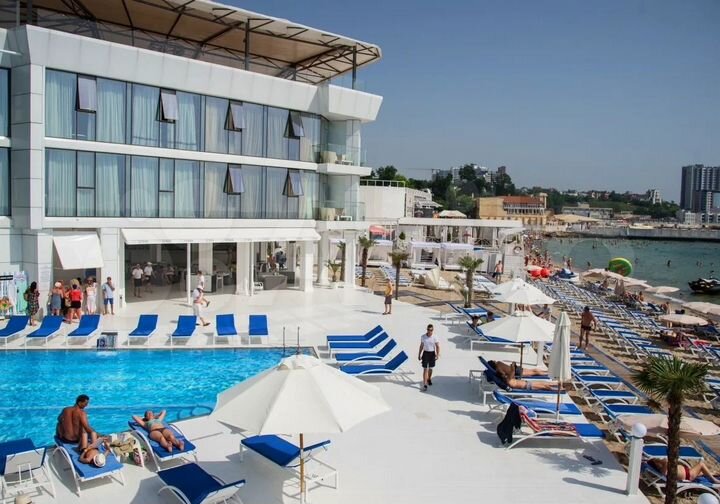 Гостиница в центре Сочи. Первая линия, 4276 м²