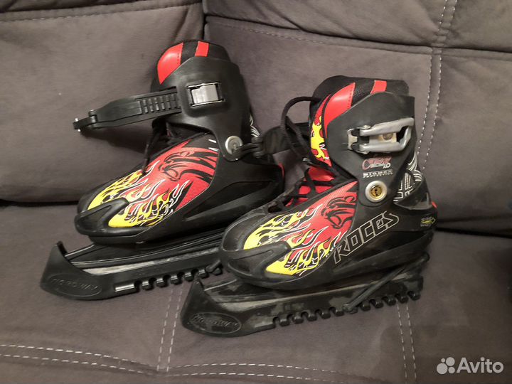 Коньки хоккейные детские
