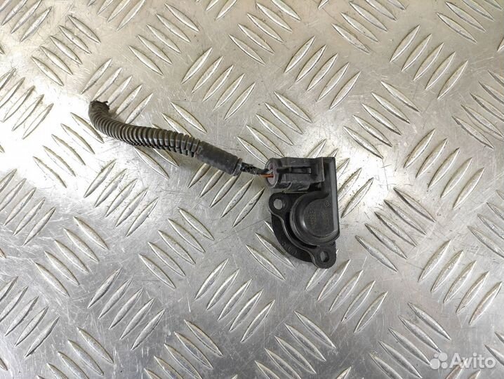 Датчик положения дроссельной заслонки Chevrolet La