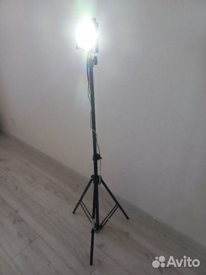 Свет для фото видеосьемки яркий