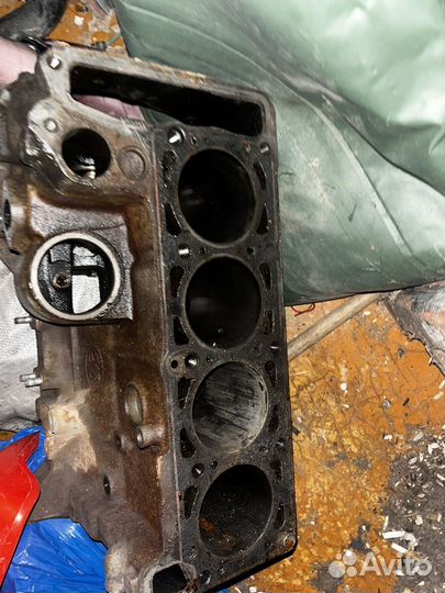 Блок и гбц нива шевроле 213